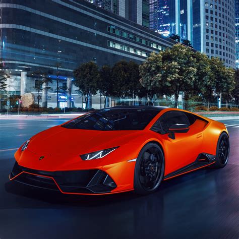 Lamborghini Huracan Evo Fluo Capsule Wallpaper 4k Night Cityscape