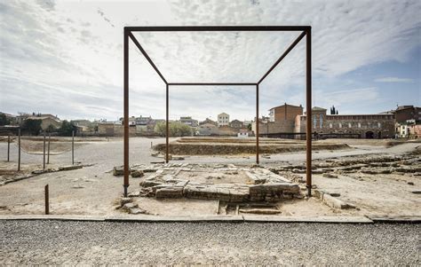 Parque arqueológico de los restos de la antigua ciudad romana de Iesso