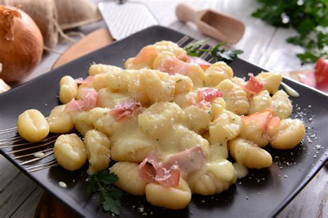 Ñoquis a la carbonara La Grosella Comida para llevar y menús para