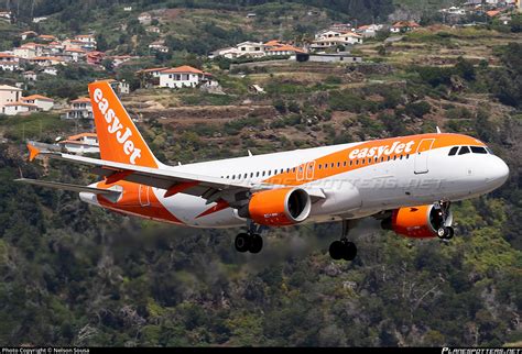 G Ezta Easyjet Airbus A Photo By Nelson Sousa Id