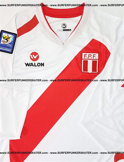 2010 – Camiseta Selección Peruana Eliminatorias Sudáfrica 2010 – Surfer