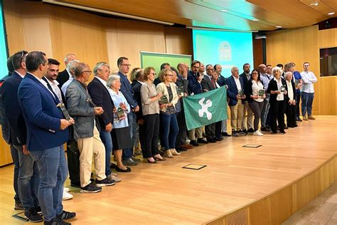 Lecco Guidesi Premia Attivit Storiche Il Grazie Di Regione Lombardia