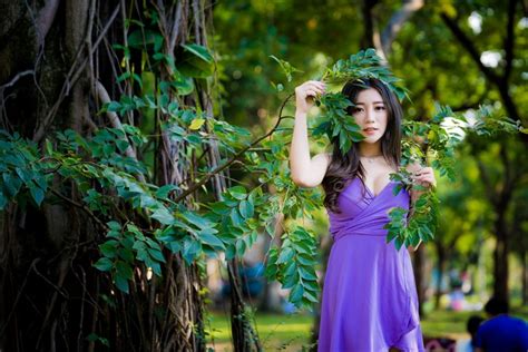 4K 5K 6K Asian Bokeh Branches Dress Brunette Girl Pose HD