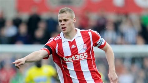 Newcastle Want Stoke Captain Ryan Shawcross