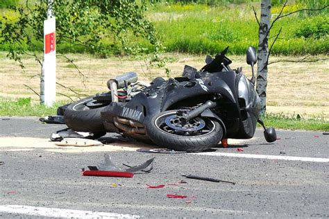 19 latka zginęła na motocyklu Utrudnienia na trasie lubelskiej