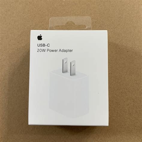 【未使用】apple純正 20w 電源アダプター Usb C Iphone 充電器の落札情報詳細 ヤフオク落札価格検索 オークフリー