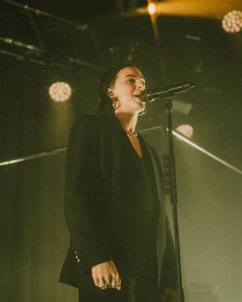 Pvris Updates On Twitter Pvris Performing In Manchester Photos By