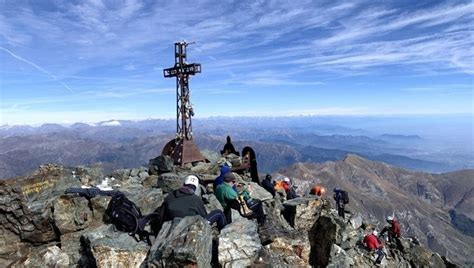 Alpinista Disperso Sul Monviso Mamma Stanotte Bivacco Qui E Poi