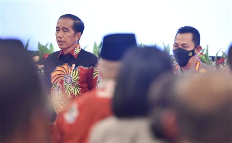 Arahan Tegas Jokowi Kepada Jajaran Polri Yang Dipanggik Ke Istana