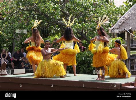 Polynesian Cultural Center Hi Res Stock Photography And Images Alamy