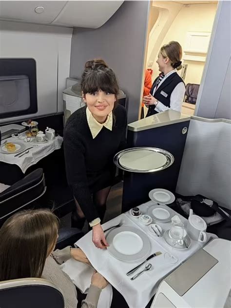 United Airlines First Class Domestic Review