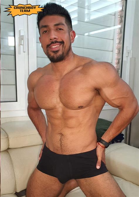 Augusto ARIAS le modèle du site porno gay Crunchboy