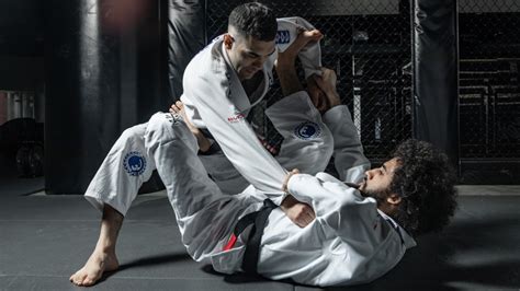 Gi Vs No Gi Bjj Which Is Better For You Evolve Daily