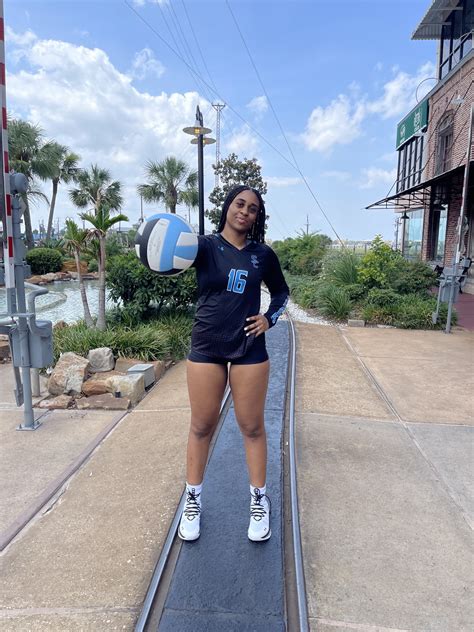 Mia Daniel (@Mia_Daniel2023) / Twitter