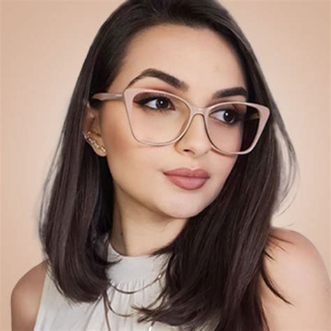 Óculos de Grau Feminino Gatinho Nude Vancouver Maria de Óculos Ótica