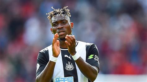 S Isme En Turquie Annonc Vivant Le Footballeur Christian Atsu