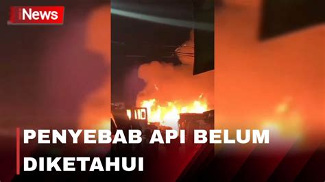 Lapak Pengepul Barang Bekas Di Cakung Ludes Terbakar Video Dailymotion