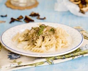 Pasta with Dried Porcini Sauce - Honest Cooking