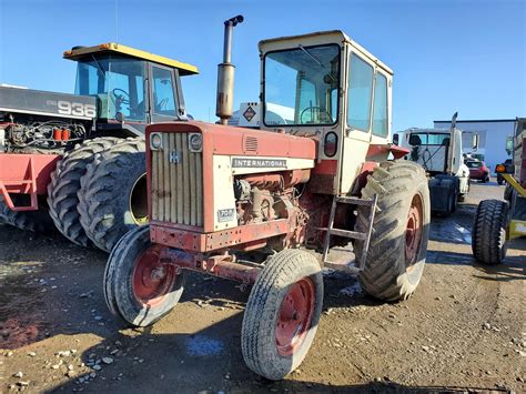 International Harvester 706 Tractors 40 To 99 Hp For Sale Tractor Zoom