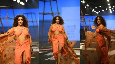 Lakme Fashion Week Live Updates Dates Venue Schedule Ticket