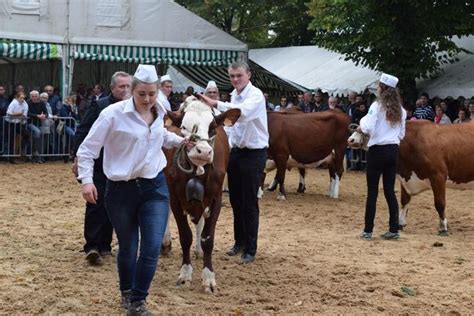 Le Comice Agricole De Saint Flour Cantal Voit Grand Pour Ses Ans