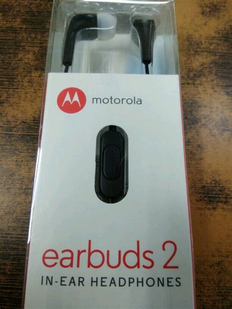 Motorola Ear Phone At Best Price In Chennai By Navkar Computers Id 18998308448