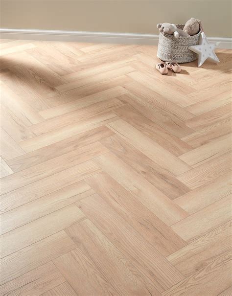 Herringbone Oak Effect Laminate Flooring Flooring Ideas