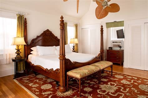 Suites - Key West, FL Accommodations — The Gardens Hotel Key West