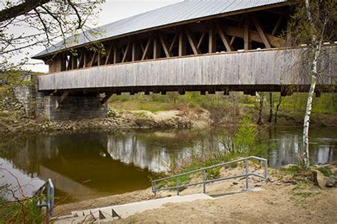 A Guide To Finding The Best Swimming Holes In New Hampshire Swimming