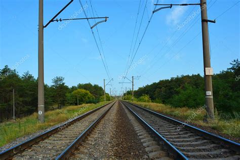 Vías Férreas Líneas Ferroviarias Y Eléctricas Para Vehículos Eléctricos Trenes Eléctricos A Lo