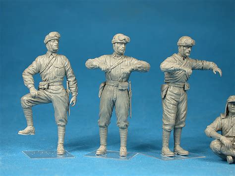 Japanese Tank Crew Plastic Model Military Figure Scale