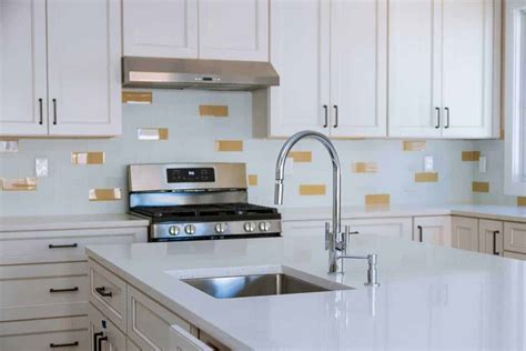 Sealing Granite Countertops [DIY Guide & Tips] - RSK Marble & Granite