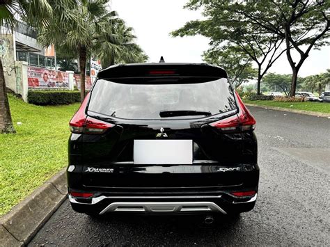 Mitsubishi Xpander Sport At Hitam Nik Low Kilometer Mobil