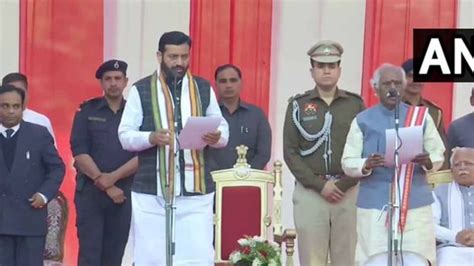 Nayab Singh Saini Takes Oath As New Cm Of Haryana Amar Ujala Hindi