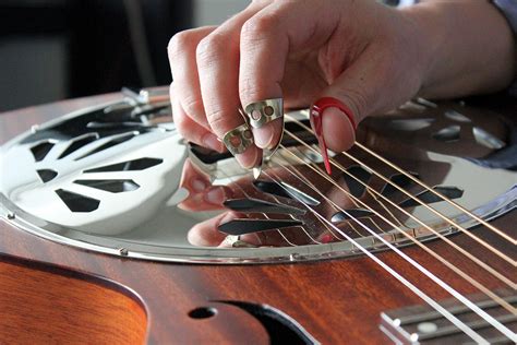 Recording Resonator Guitars