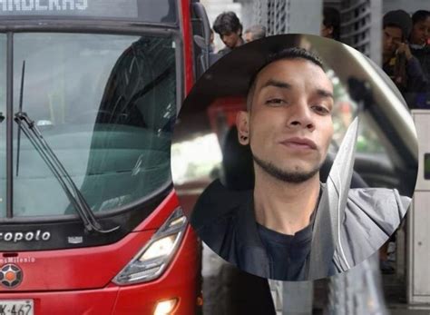 Joven Fue Asesinado En Un Bus De Transmilenio En Bogotá