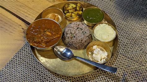 Best Places To Eat Pahadi Food In Delhi पहड क सवदषट वयजन