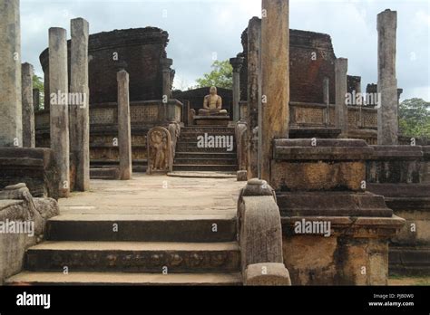 Ancient Buddhist Ruins In Polonnaruwa Sri Lanka Stock Photo Alamy