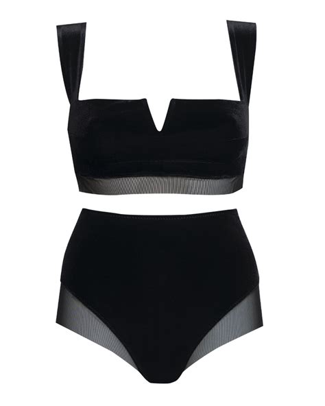 Find The Perfect Bra Lingerie At Our Online Store