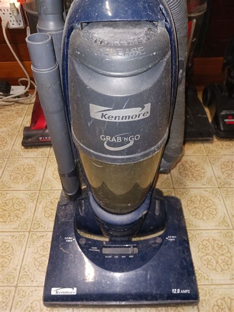 Kenmore Bagless Upright Vacumm Model Grab And Go Model 116 34723400 Blue In Color Ebay