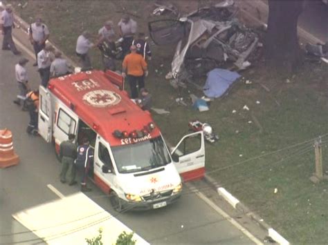 G Ap S Batida De Carro Em Rvore V Tima Morre Na Marginal Pinheiros