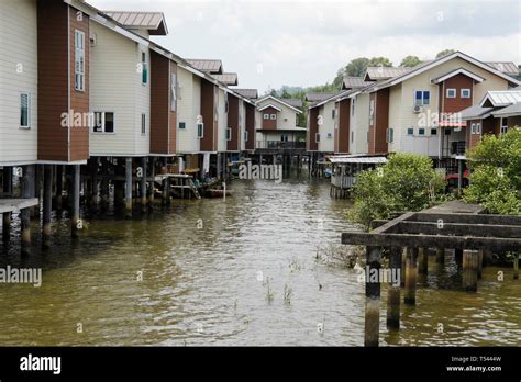 Kampong Kampung Ayer Water Village On Brunei River Bandar Seri