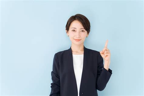 各業界に向いている人が知りたい！志望業界の選び方も紹介 就活サポートサービスのキャリチャンは新卒・第二新卒・既卒の内定獲得に特化した就活