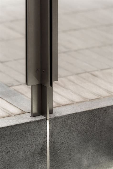 Steel Architecture: Stunning Staircase Railing Design