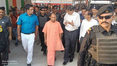 U P Cm Yogi Inspects Venue Of Pms Event In Gorakhpur Hindustan Times