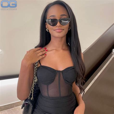 Onyi Alaike Nude Pictures Photos Playboy Naked Topless Fappening