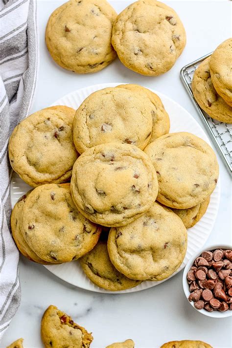 Thick And Chewy Chocolate Chip Cookies Made In One Bowl Kathryns Kitchen