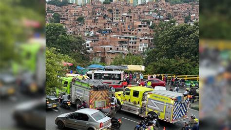 Un accidente de tránsito en Medellín dejó una persona fallecida un bus