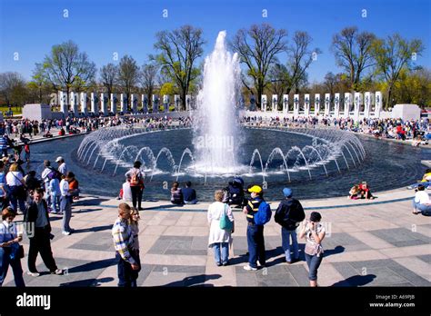 World War II Memorial Washington DC USA Stock Photo Alamy