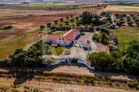 Herdade 29 hectares e Aeródromo Privado Certificado Ferreira do